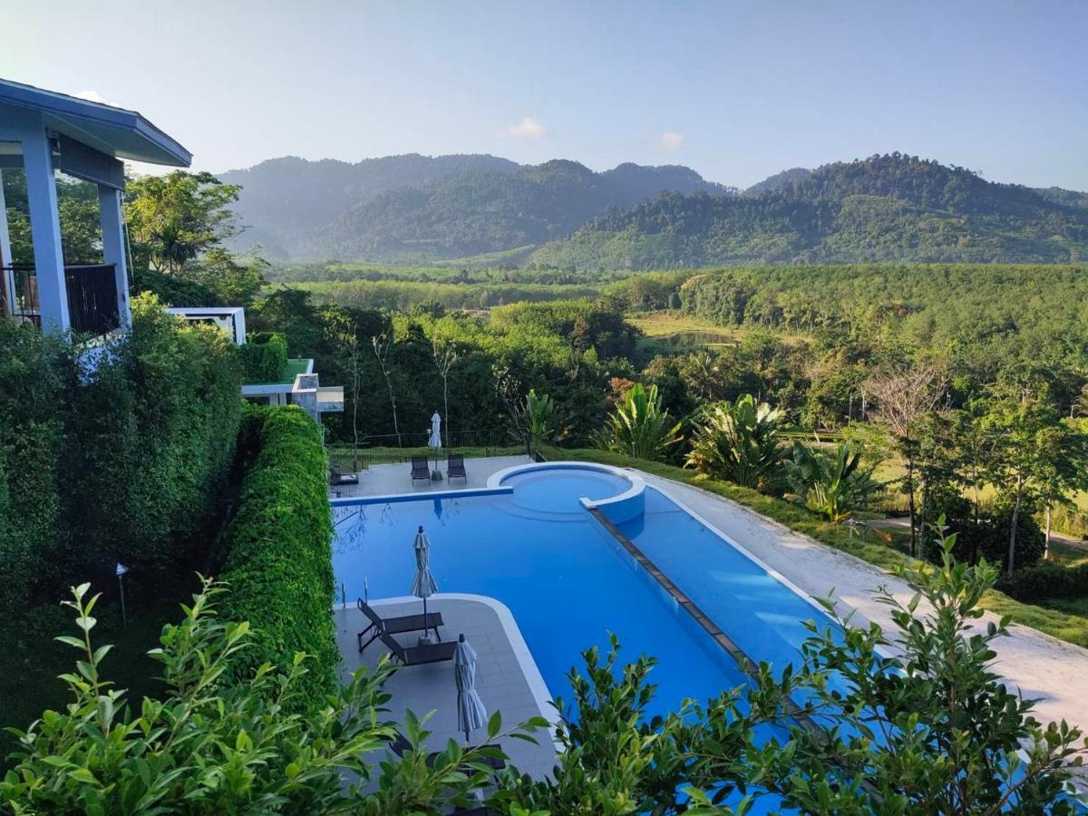 Khaolak Blue Sky Villa Khao Lak Eksteriør billede