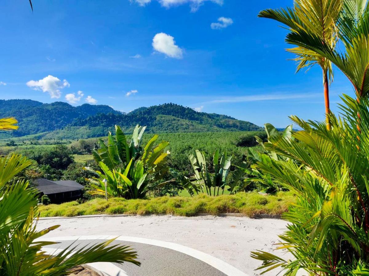 Khaolak Blue Sky Villa Khao Lak Eksteriør billede