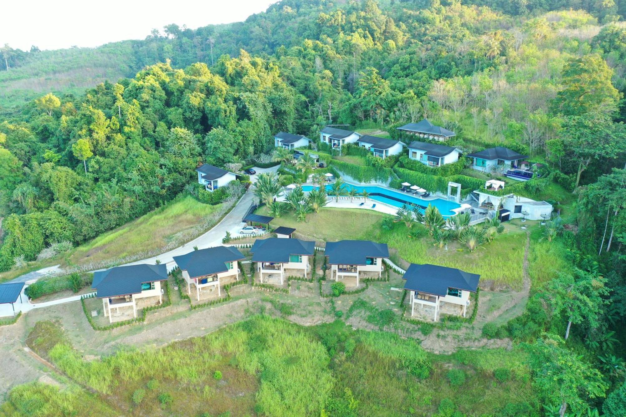 Khaolak Blue Sky Villa Khao Lak Eksteriør billede