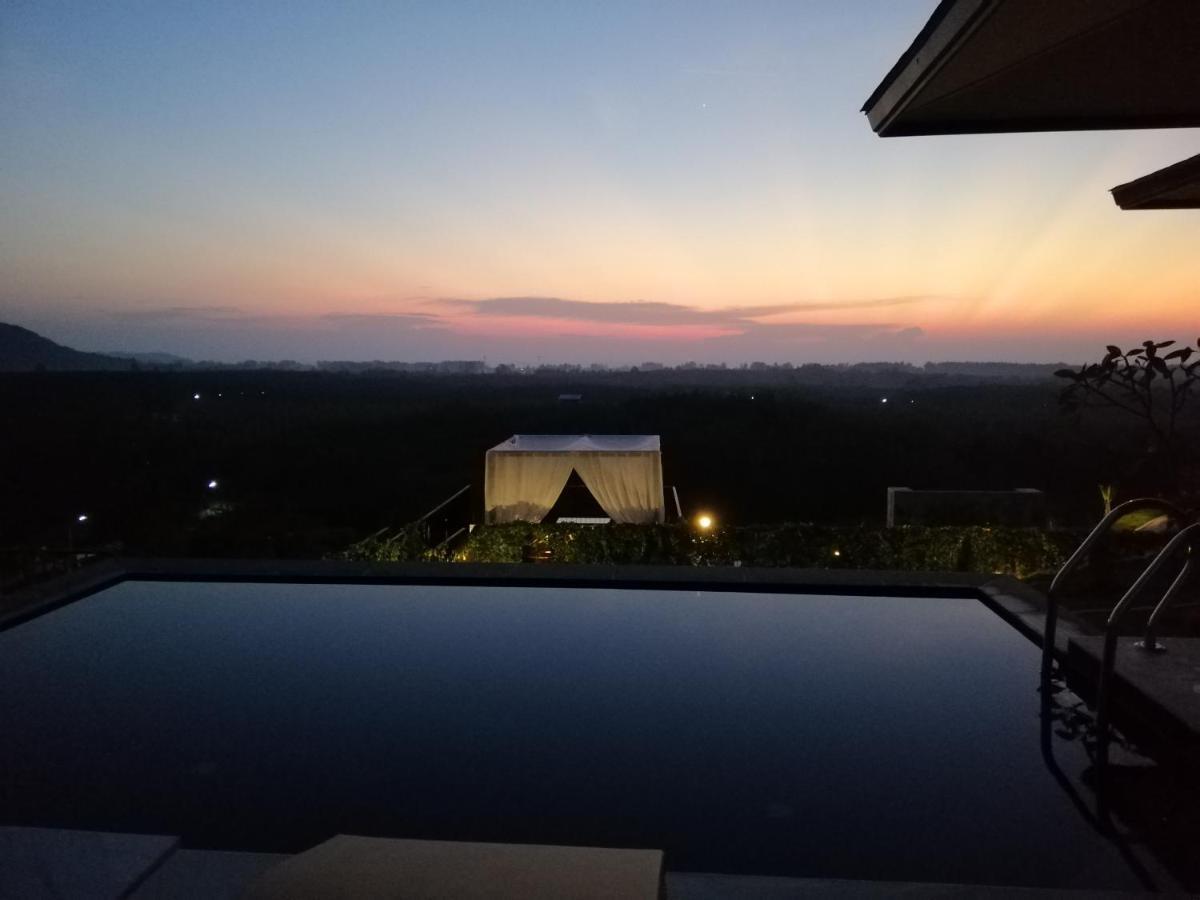 Khaolak Blue Sky Villa Khao Lak Eksteriør billede